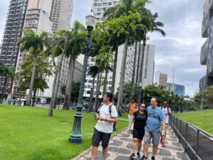 Visita guiada por mim para alunos e seus familiares do ProfHistoria (disciplina optativa Cidade, Patrimônio Urbano e Ensino de História) de pelo centro do RJ em 17 de dezembro (sábado) e passeio marítimo pela Baía da Guanabara. Fantástico!!!